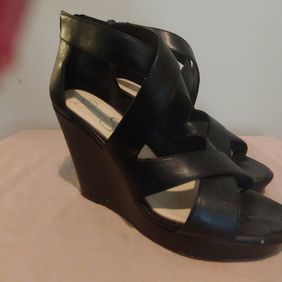 Shoes - Picture 2 of 3